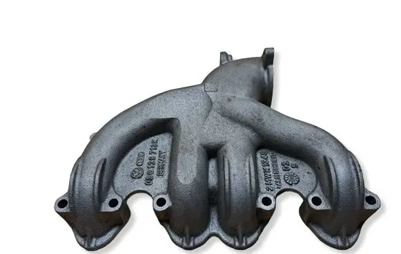 Volkswagen PASSAT B6 Intake manifold 03G129713K