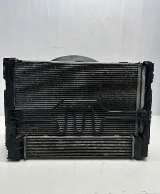 BMW X1 E84 Intercooler radiator 3296399