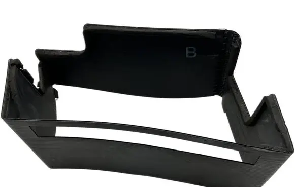Toyota Avensis T270 Battery tray heat shield 