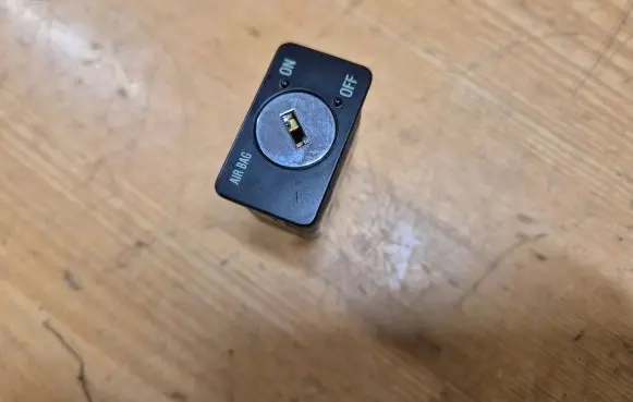 Hyundai Sonata Passenger airbag on/off switch F64BDJ