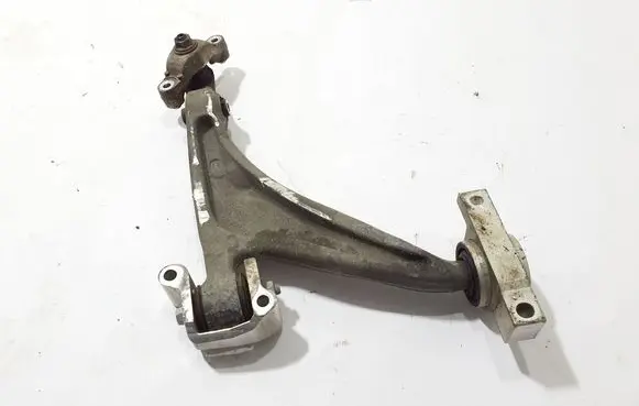Volvo XC90 Front lower control arm/wishbone 32381882