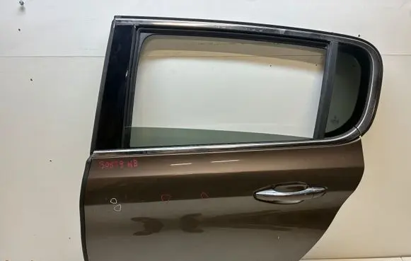 Peugeot 308 Rear door