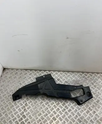 Rear underbody cover/under tray