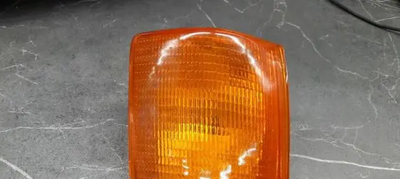 Audi 80 90 B2 Front indicator light
