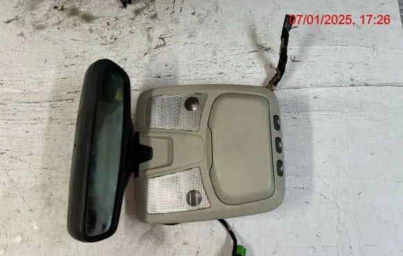 Volvo S60 Front seat light 5043340 8685434