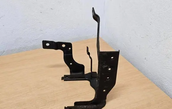 Volvo V50 Power steering pump mounting bracket 3M513K738AC