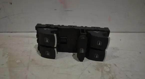 Volkswagen Touran II Electric window control switch 5K4959857