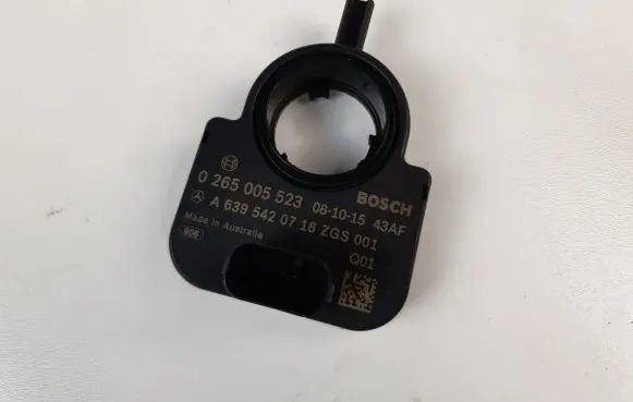 Mercedes-Benz Vito Viano W639 Steering angle sensor 0265005523 A6395420718