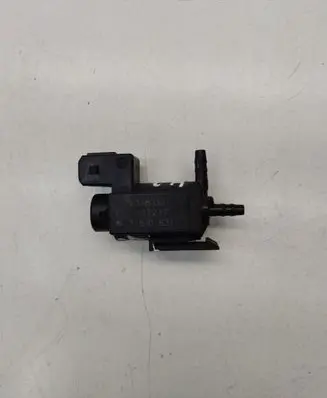 Vacuum valve