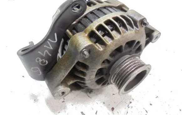 Opel Zafira A Generator/alternator STX100097