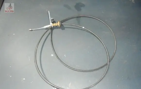 Maserati Quattroporte Engine bonnet/hood lock release cable 67061600