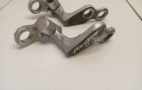 Ford Focus Rear door upper hinge
