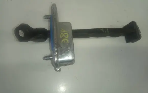 KIA Sportage Front door check strap stopper
