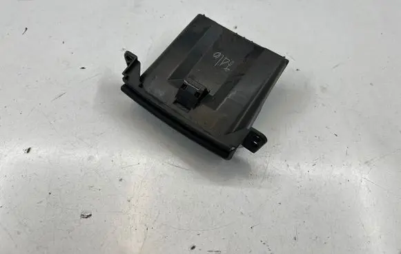Toyota Hilux (AN10, AN20, AN30) Car ashtray 741210K010