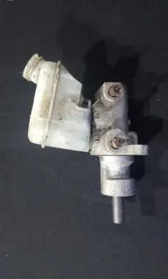 Chrysler Neon I Master brake cylinder