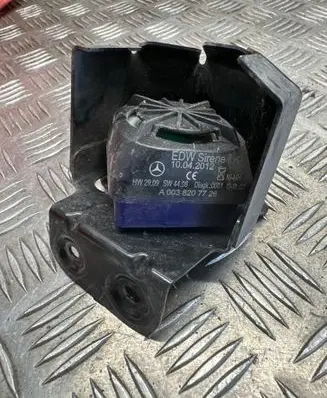 Mercedes-Benz SLK R172 Alarm system siren A0038207726 10042012