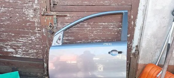 Nissan Note (E11) Front door 