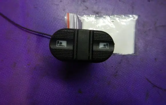 Volkswagen Sharan Quarter vent window switch 7M0959856