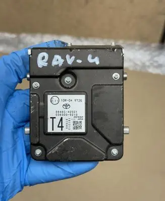 Toyota RAV 4 (XA50) Windshield/windscreen camera 8646C42031