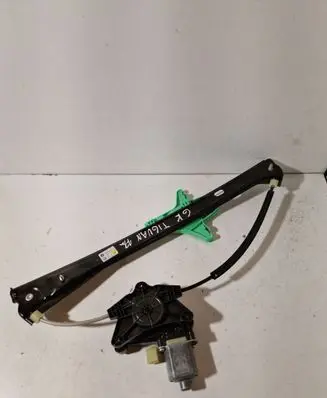 Volkswagen Tiguan Rear door window regulator with motor 5NA839461C