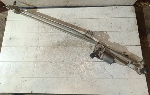 Opel Zafira B Front wiper linkage and motor 404976