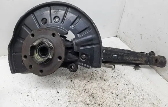 Volkswagen Touareg II Front wheel hub 7P6407246A
