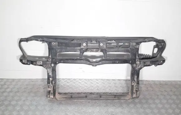 Volkswagen Golf IV Radiator support slam panel 701010081
