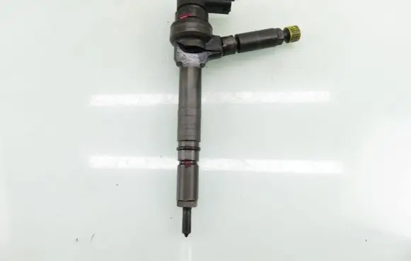Opel Astra H Fuel injector 0445110174