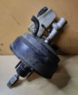 Mazda 626 Brake booster 8703 86204816