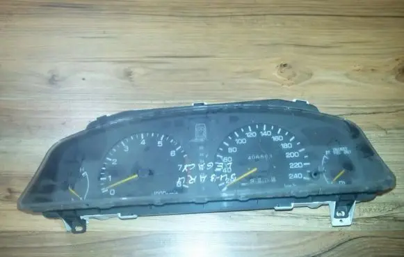 Subaru Legacy Speedometer (instrument cluster) 0160059 85013aa070