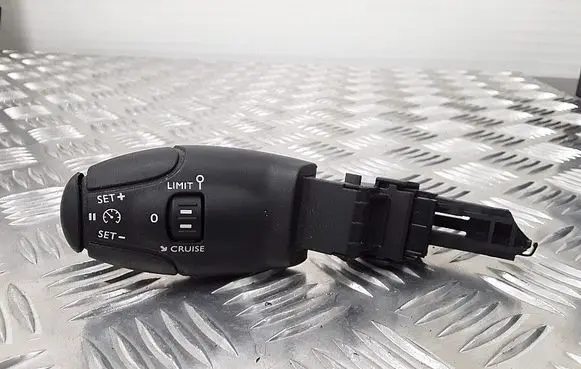 Citroen DS3 Cruise control stalk E10588790