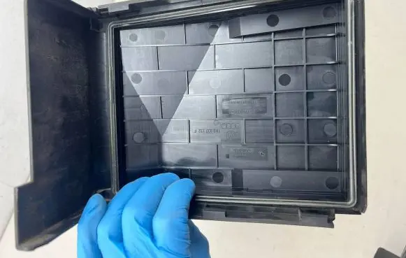 Volkswagen PASSAT B6 Fuse box set 3C0937125 1K0937132F