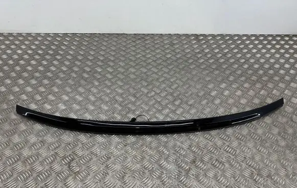 Jaguar XE Third/center stoplight GX7313A613