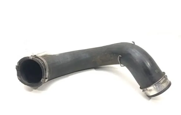 Intercooler hose/pipe