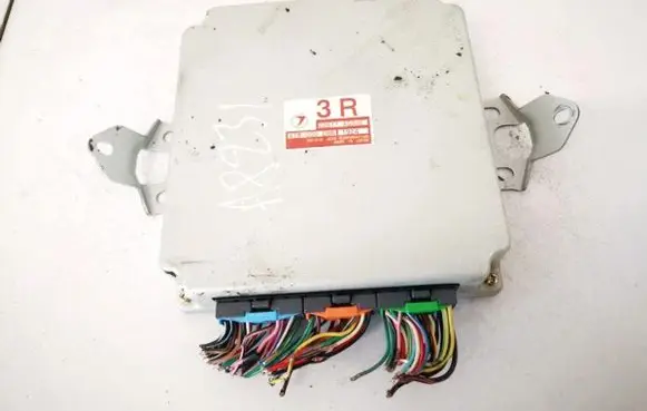 Subaru Forester SF Engine control unit/module 22611ag322 a18-000