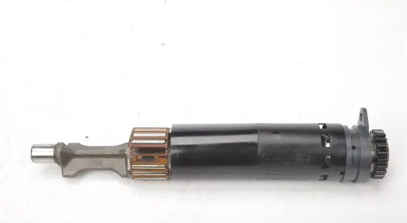 Volkswagen PASSAT B8 Balance shaft 06K103199A