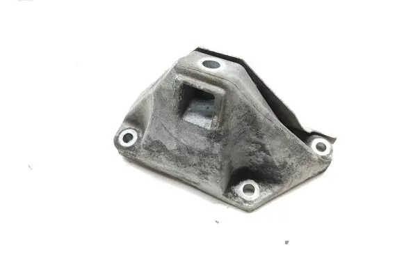 BMW 5 F10 F11 Engine mounting bracket 6777528
