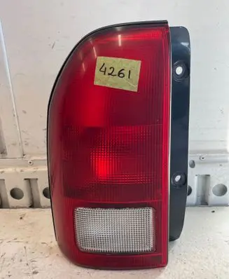 Suzuki Grand Vitara I Rear/tail lights 13232080