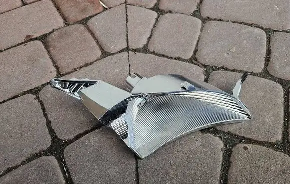 Opel Vivaro Front reflector 18871101