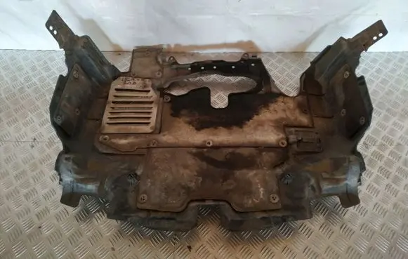 Subaru Outback Engine splash shield/under tray