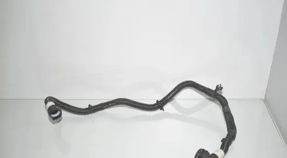 Tesla Model 3 Engine coolant pipe/hose 107758500E 107758500C 1077585