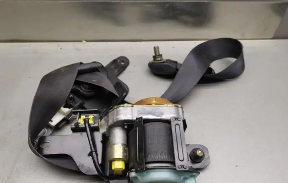 Honda Legend III KA9 Front seatbelt TJ10609CA