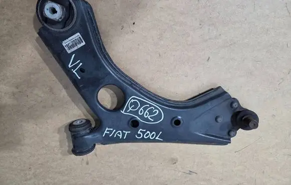 Fiat 500L Front control arm Q662