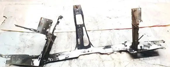 Audi 80 90 S2 B4 Radiator support slam panel 