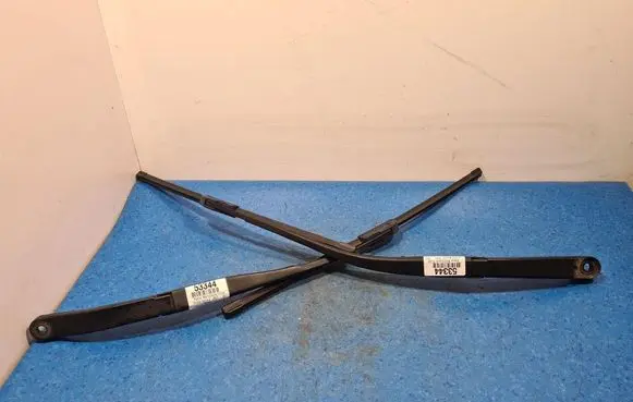 Honda Accord Front wiper blade arm