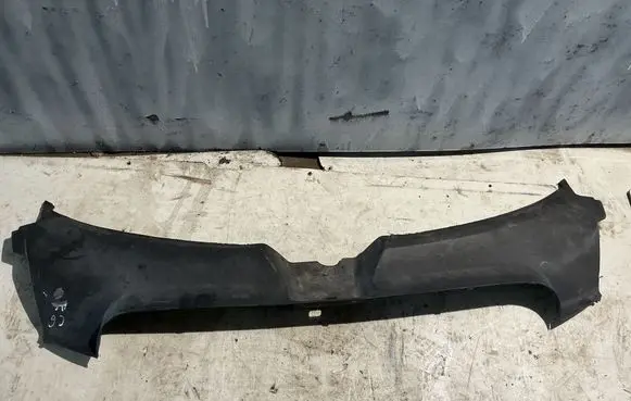 Audi A6 S6 C6 4F Radiator trim 4F0807081