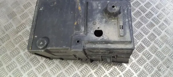 Ford Focus Battery box tray cover/lid M5110723BC M51-10723-BC
