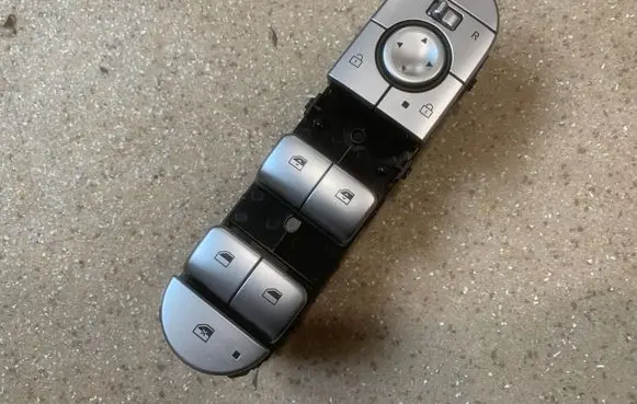 Hyundai Ioniq 5 Electric window control switch 93571GI350
