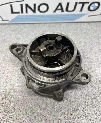BMW 5 E39 Vacuum pump 2249939