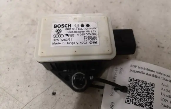 Audi A4 S4 B8 8K ESP acceleration yaw rate sensor 8K0907637A 0265005667